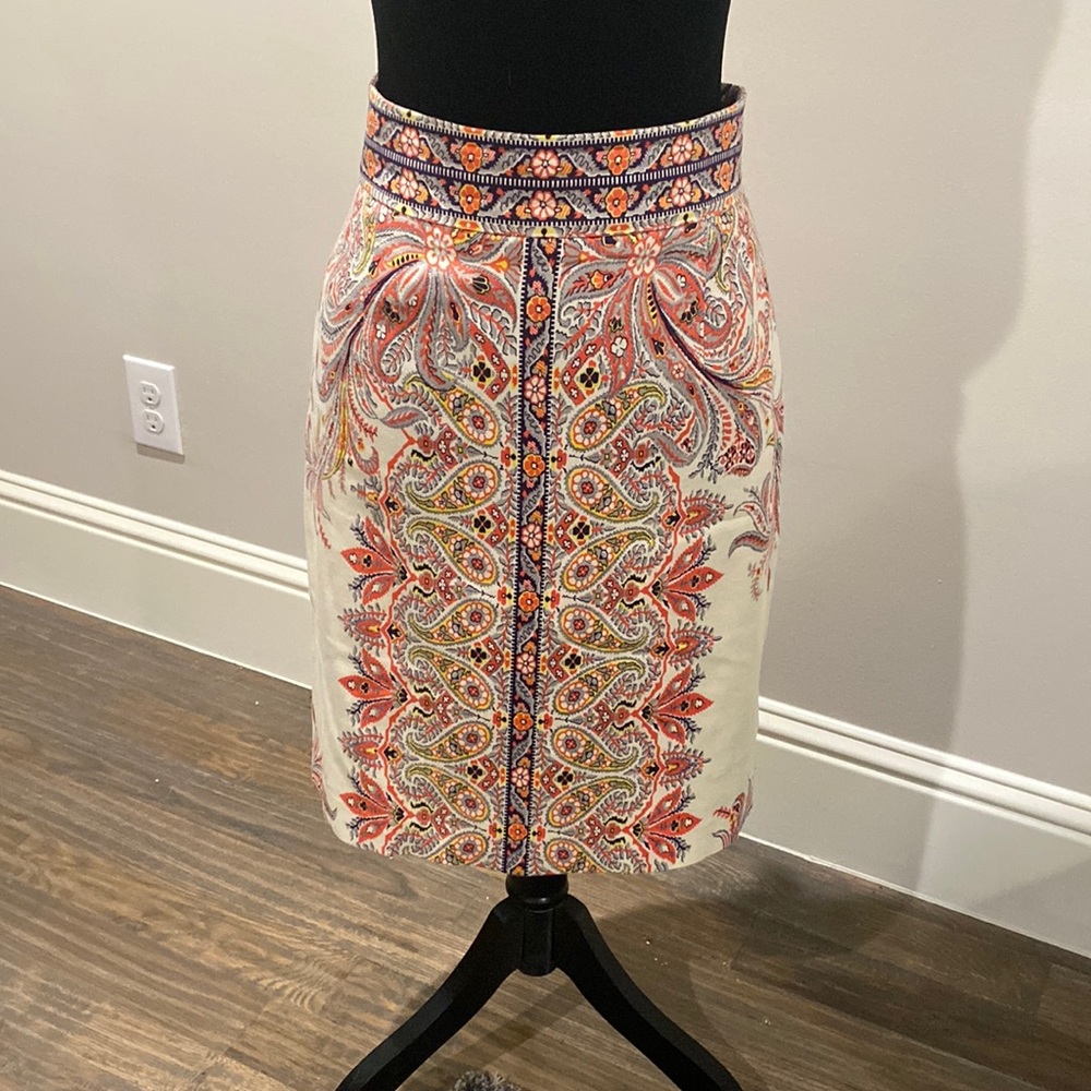 Antonio Melani size 8 skirt